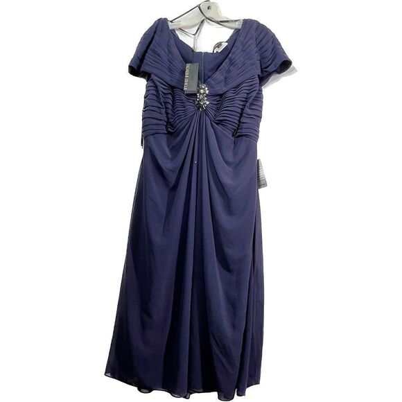 TADASHI SHOJI dress women’s size 16, short sleeve, embellished, V-neck, … - Picture 1 of 7